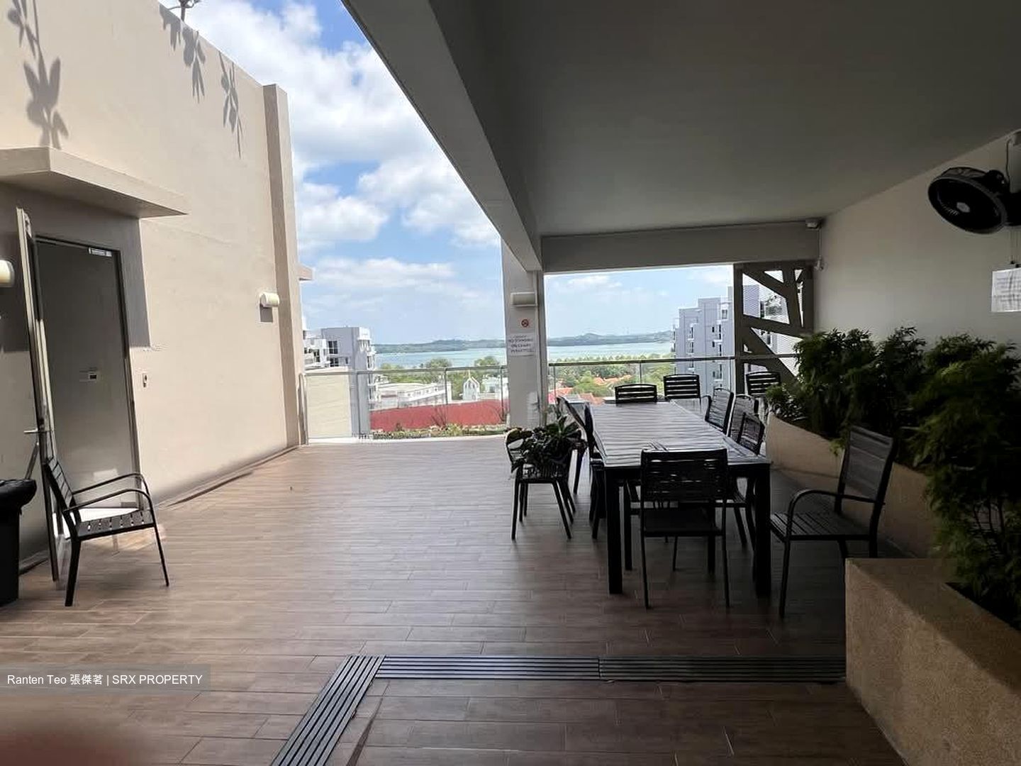 Sea Horizon (D18), Condominium #556852491